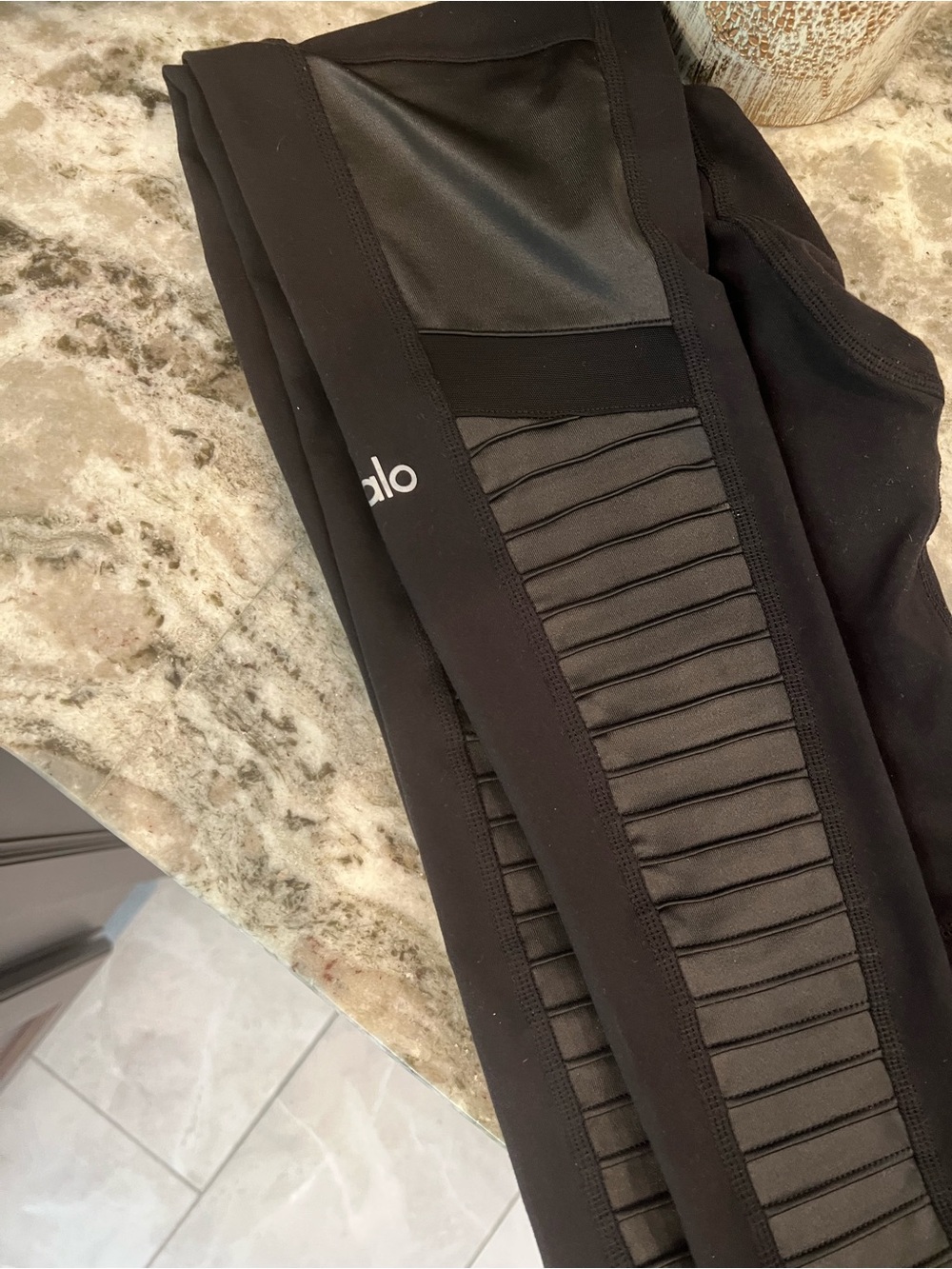 ALO Yoga Black Ribbed Panel Leggings
